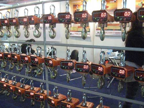 詳細介紹電子吊秤的使用方法及功能(廠家技術指導)(圖3) 電子吊秤廠家